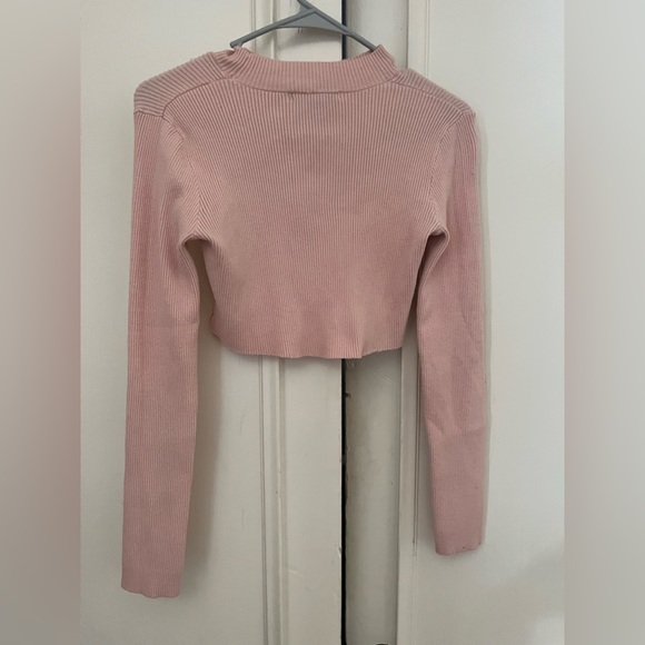 Brandy Melville Pink Crop Sweater - Picture 3 of 3